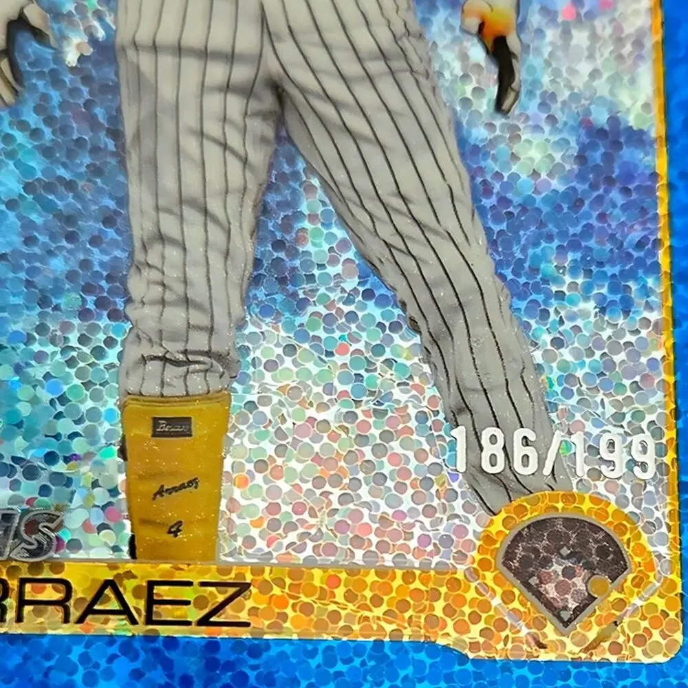 Luis Arráez Topps Chrome Holiday Lights Sparkle /199 Giants and Padres Star